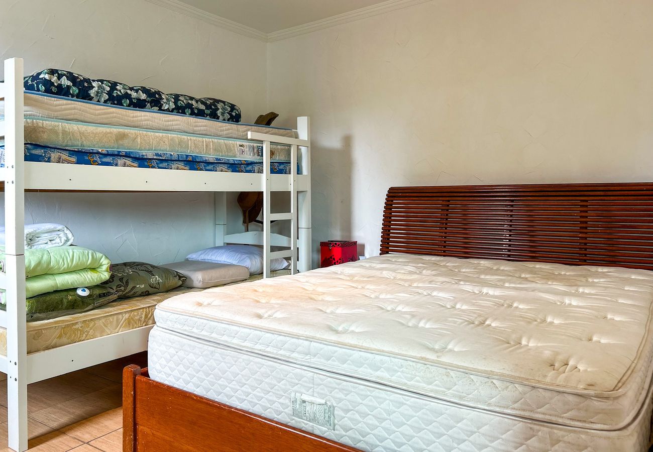 Apartamento em Guarujá - Apto a 800m da Praia da Enseada no Guarujá/SP Apartamento em Guarujá - Apto a 800m da Praia da Enseada no Guarujá/SP