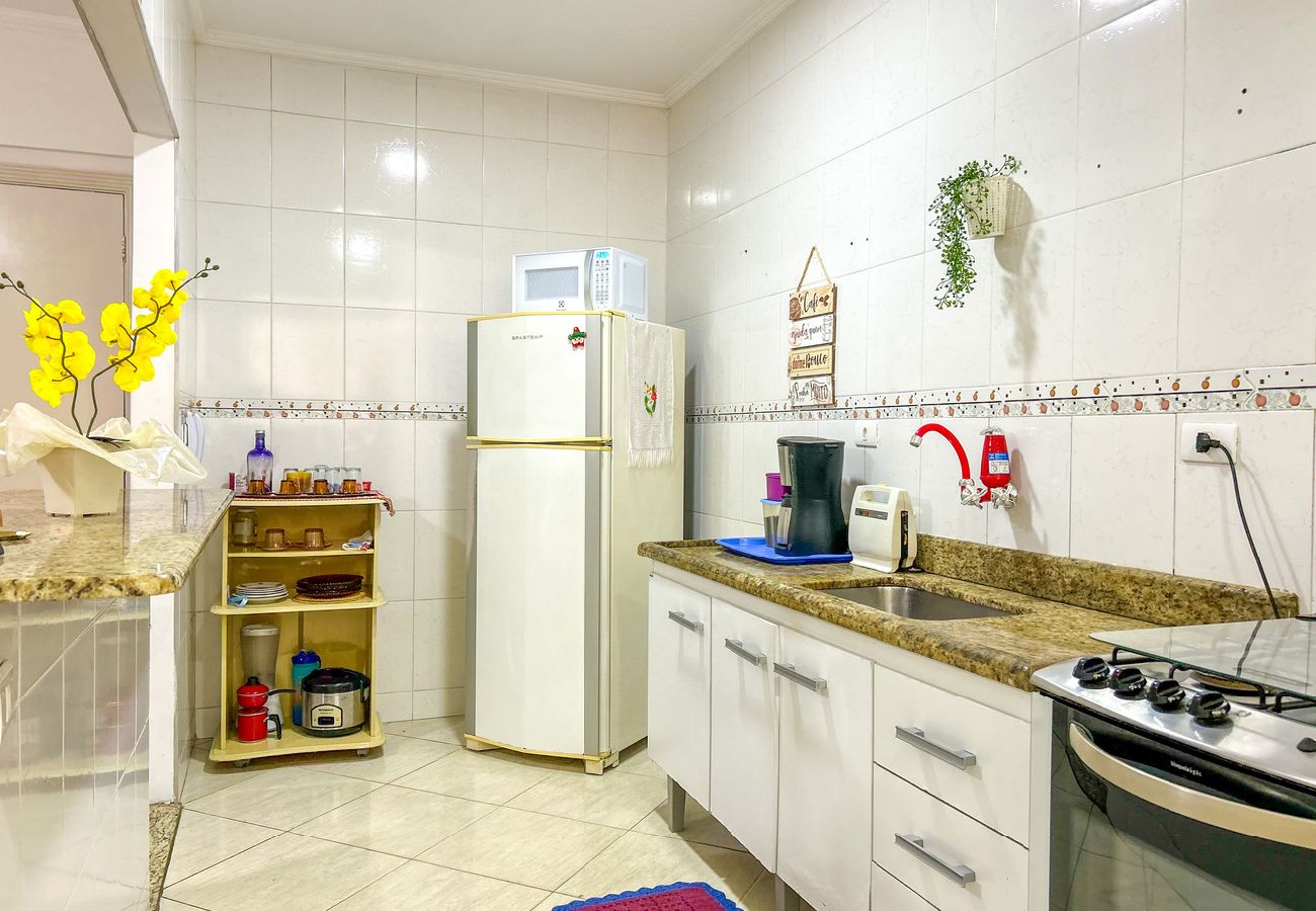 Apartamento em São Vicente - Apto a poucos metros da Praia do Gonzaguinha/SP Apartamento em São Vicente - Apto a poucos metros da Praia do Gonzaguinha/SP