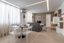 Apartamento em Rio de Janeiro - CDL1004 (Zona4)