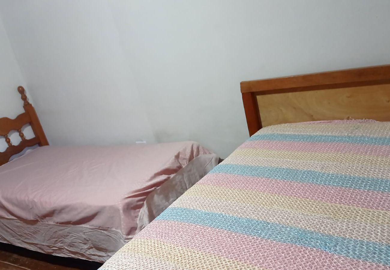 Casa em Extrema - Incrível chácara com pisc e churrasq em Extrema/MG Casa em Extrema - Incrível chácara com pisc e churrasq em Extrema/MG