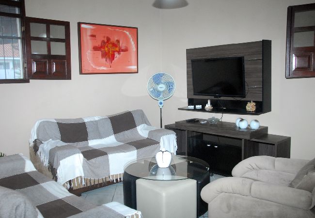 Casa em Campina Grande - Casa com Wi-Fi e churrasq em Campina Grande/PB Casa em Campina Grande - Casa com Wi-Fi e churrasq em Campina Grande/PB