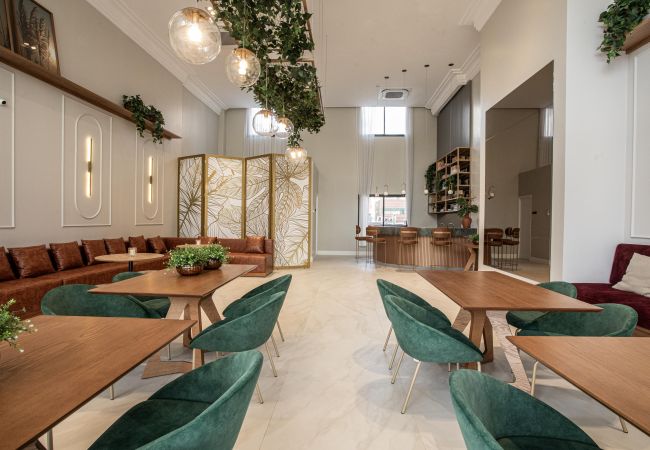 Alugue o seu flat paulista com a Feel Sampa Ideal para profissionais em short stay com foco em produtividade