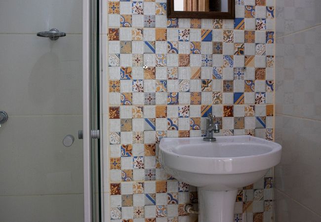 Casa em Valença - Casa a 100m da Praia de Guaibim em Valença/BA Casa em Valença - Casa a 100m da Praia de Guaibim em Valença/BA