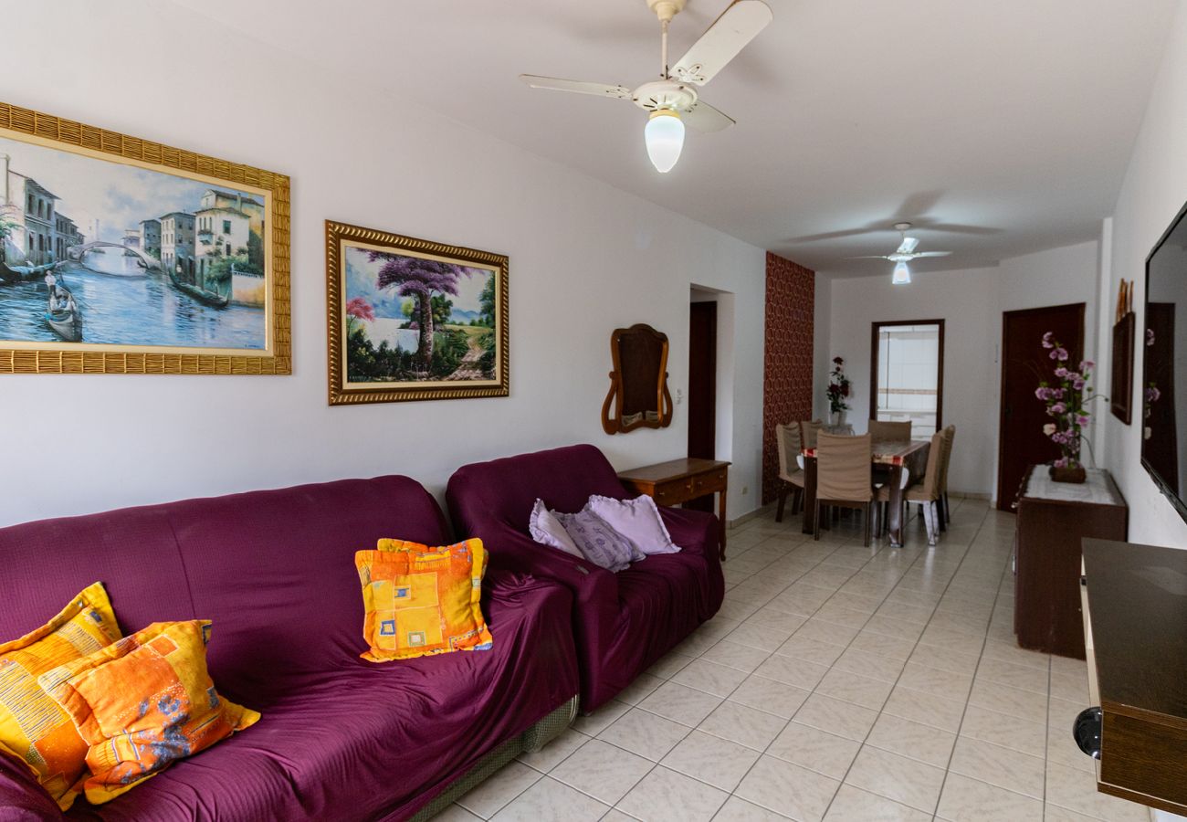 Apartamento em Praia Grande - Apto com bela vista a 100m da Praia da Guilhermina Apartamento em Praia Grande - Apto com bela vista a 100m da Praia da Guilhermina