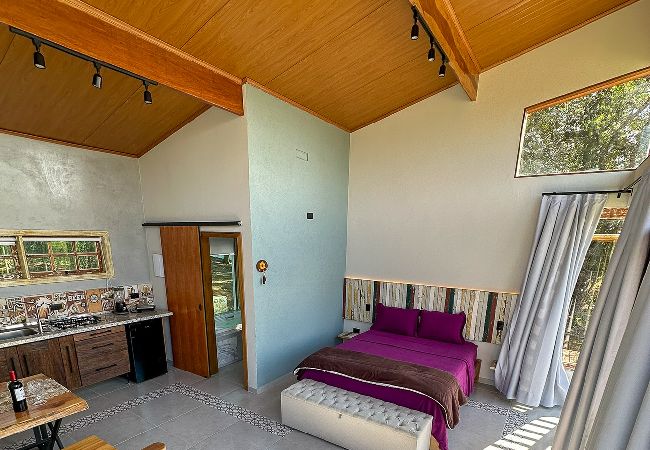 Chalé em Ibiúna - Cabana com jacuzzi e churrasqueira - Ibiúna/SP Chalé em Ibiúna - Cabana com jacuzzi e churrasqueira - Ibiúna/SP