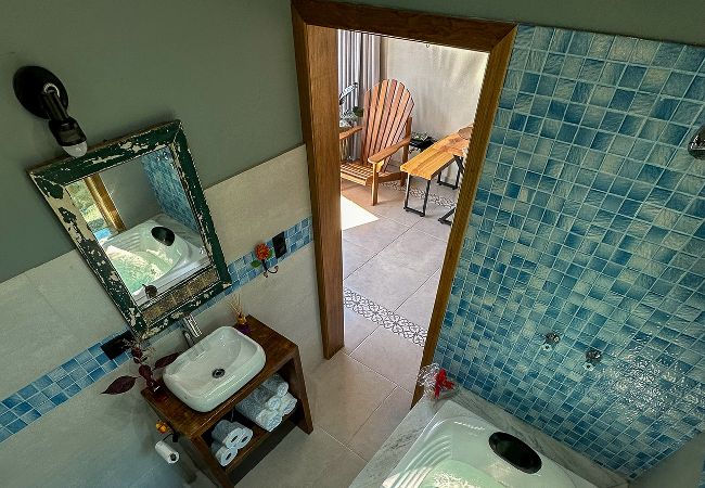 Chalé em Ibiúna - Cabana com jacuzzi e churrasqueira - Ibiúna/SP Chalé em Ibiúna - Cabana com jacuzzi e churrasqueira - Ibiúna/SP
