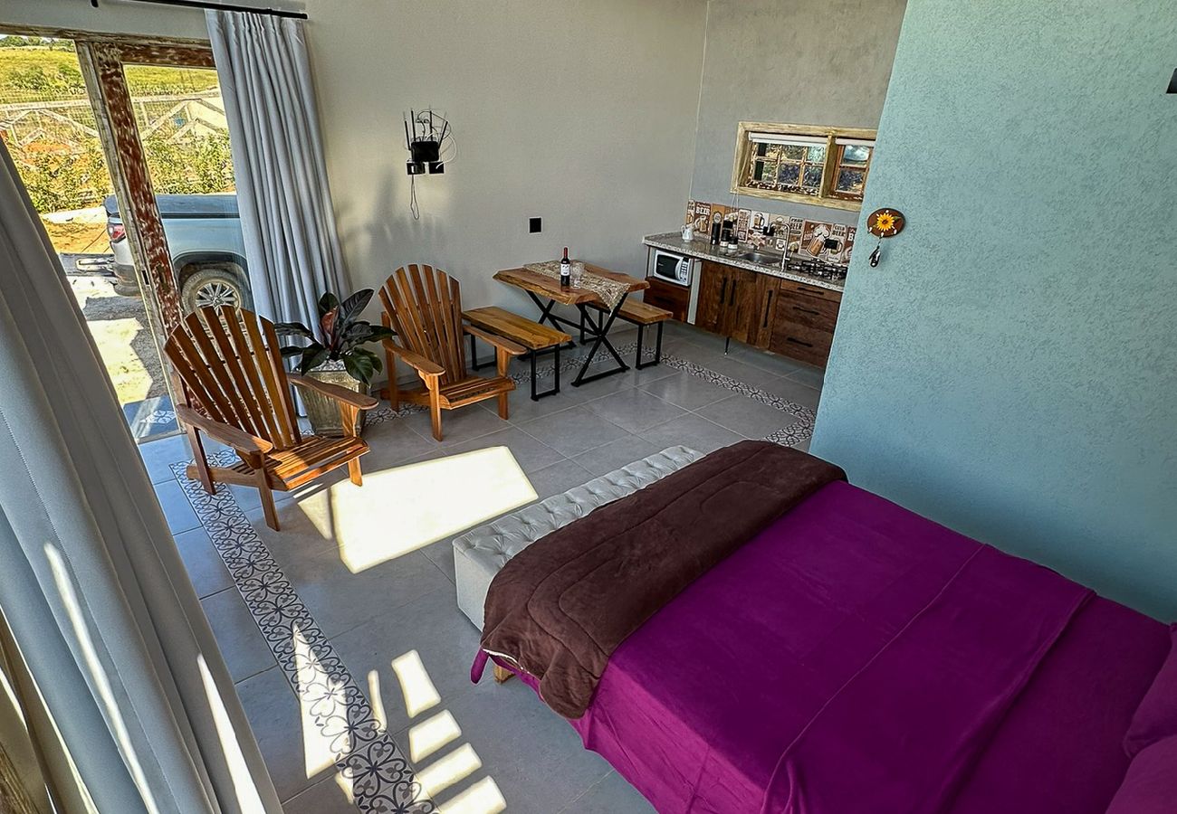 Chalé em Ibiúna - Cabana com jacuzzi e churrasqueira - Ibiúna/SP Chalé em Ibiúna - Cabana com jacuzzi e churrasqueira - Ibiúna/SP