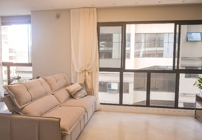 Apartamento em Itapema - Ótimo apto com WiFi à 550m do mar em Itapema/SC Apartamento em Itapema - Ótimo apto com WiFi à 550m do mar em Itapema/SC