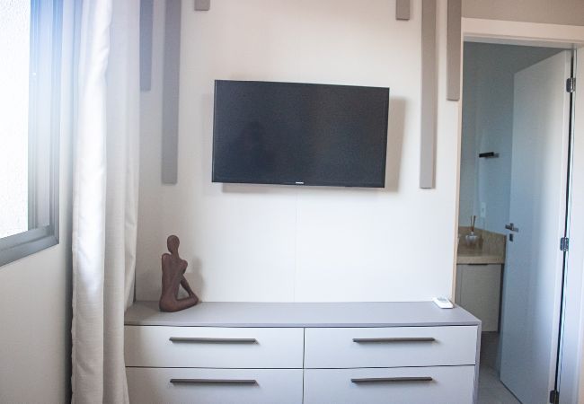 Apartamento em Itapema - Ótimo apto com WiFi à 550m do mar em Itapema/SC Apartamento em Itapema - Ótimo apto com WiFi à 550m do mar em Itapema/SC