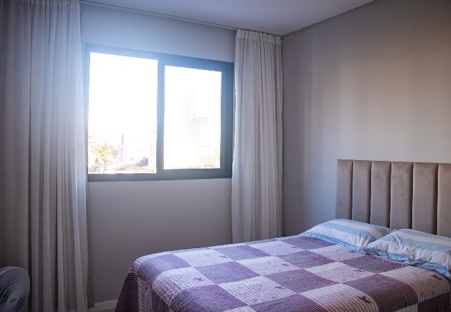 Apartamento em Itapema - Ótimo apto com WiFi à 550m do mar em Itapema/SC Apartamento em Itapema - Ótimo apto com WiFi à 550m do mar em Itapema/SC