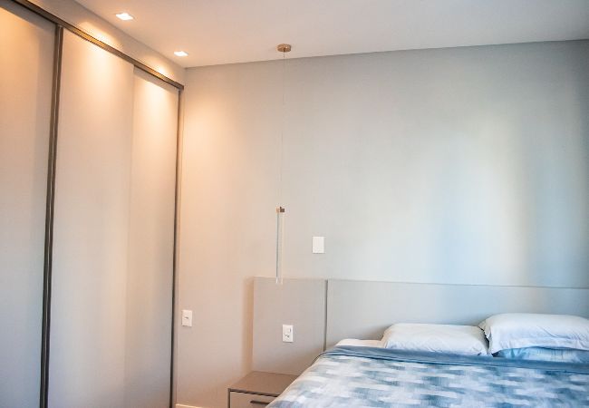 Apartamento em Itapema - Ótimo apto com WiFi à 550m do mar em Itapema/SC Apartamento em Itapema - Ótimo apto com WiFi à 550m do mar em Itapema/SC