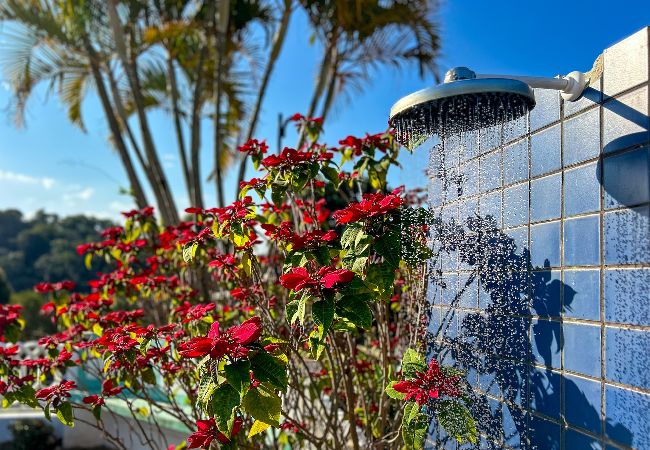 Casa em Mairinque - Chácara com piscina, churrasqueira, WiFi e quadra Casa em Mairinque - Chácara com piscina, churrasqueira, WiFi e quadra