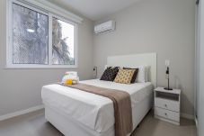 Apartamento em Rio de Janeiro - MRF1307 (Zona4)