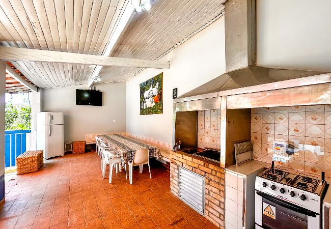 Casa em Bragança Paulista - Refúgio confortável c piscina e lazer completo Casa em Bragança Paulista - Refúgio confortável c piscina e lazer completo