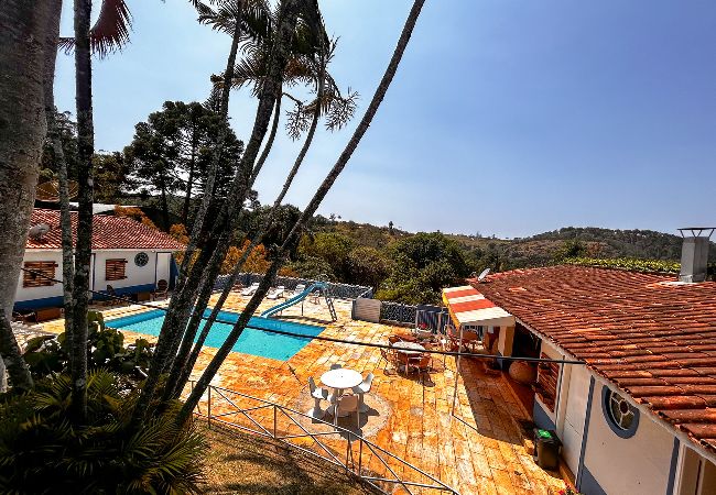 Casa em Bragança Paulista - Refúgio confortável c piscina e lazer completo Casa em Bragança Paulista - Refúgio confortável c piscina e lazer completo