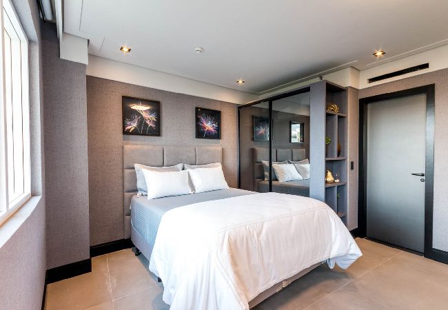 Apartamento em Barueri - Flat com lazer, Wi-Fi e ótima localização Apartamento em Barueri - Flat com lazer, Wi-Fi e ótima localização
