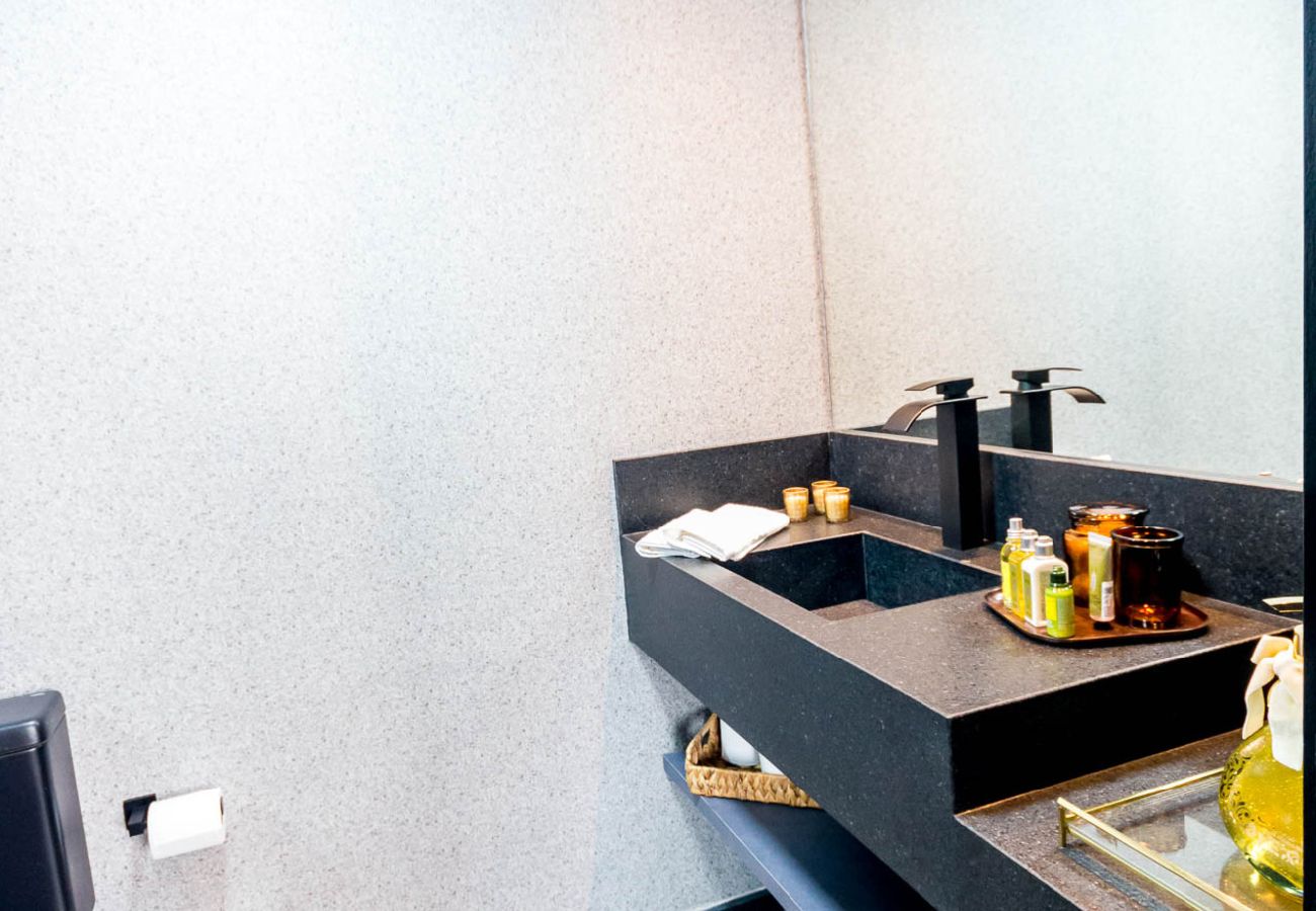 Apartamento em Barueri - Flat com lazer, Wi-Fi e ótima localização Apartamento em Barueri - Flat com lazer, Wi-Fi e ótima localização