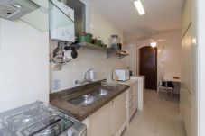 Apartamento em Rio de Janeiro - MFB302 (Zona3)