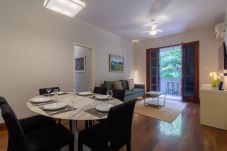 Apartamento em Rio de Janeiro - MFB302 (Zona3)