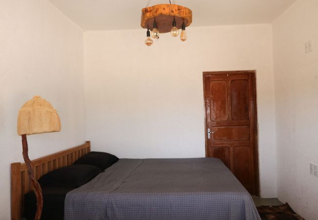 Chalé em Delfinópolis - Chalé com vista e acesso ao Rio Grande - MG Chalé em Delfinópolis - Chalé com vista e acesso ao Rio Grande - MG