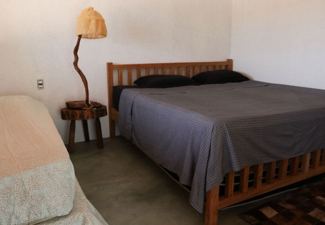 Chalé em Delfinópolis - Chalé com vista e acesso ao Rio Grande - MG Chalé em Delfinópolis - Chalé com vista e acesso ao Rio Grande - MG