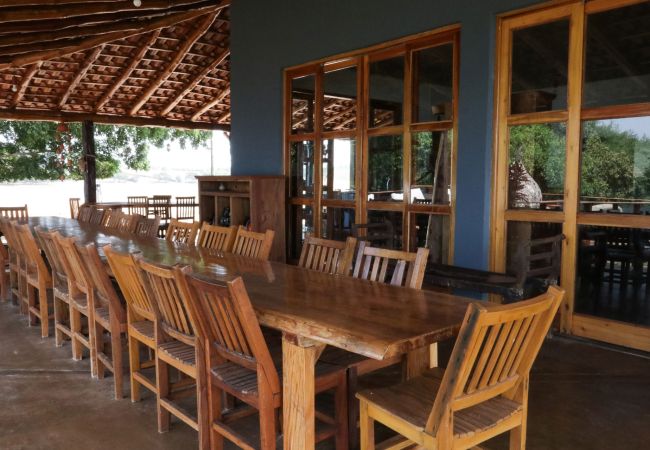 Chalé em Delfinópolis - Chalé com vista e acesso ao Rio Grande - MG Chalé em Delfinópolis - Chalé com vista e acesso ao Rio Grande - MG