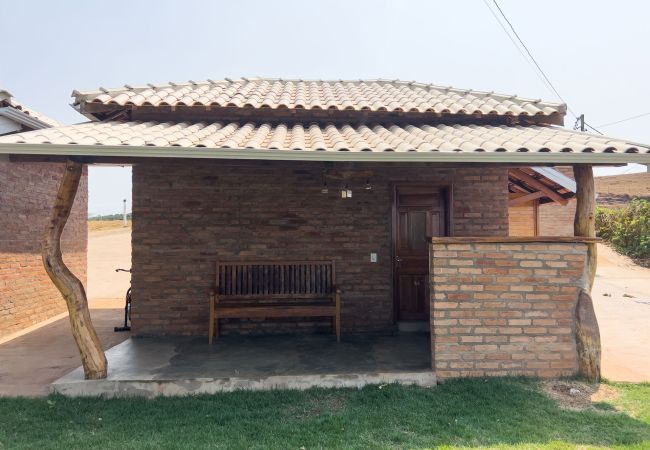 Chalé em Delfinópolis - Chalé com vista e acesso ao Rio Grande - MG Chalé em Delfinópolis - Chalé com vista e acesso ao Rio Grande - MG