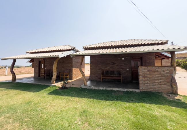 Chalé em Delfinópolis - Chalé com vista e acesso ao Rio Grande - MG Chalé em Delfinópolis - Chalé com vista e acesso ao Rio Grande - MG