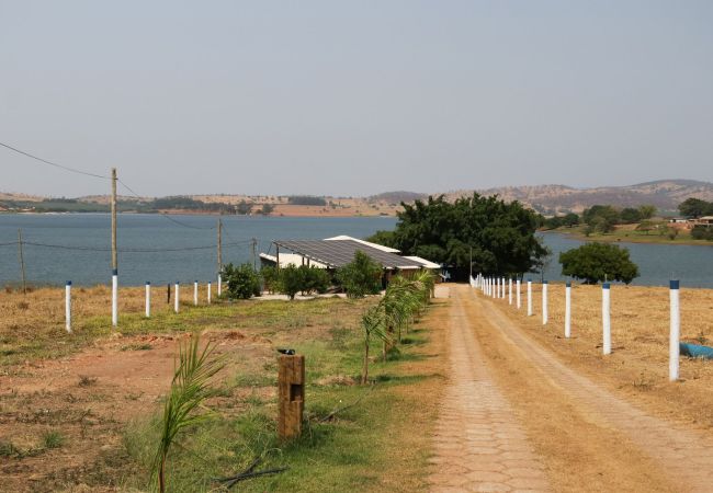 Chalé em Delfinópolis - Chalé com vista e acesso ao Rio Grande - MG Chalé em Delfinópolis - Chalé com vista e acesso ao Rio Grande - MG