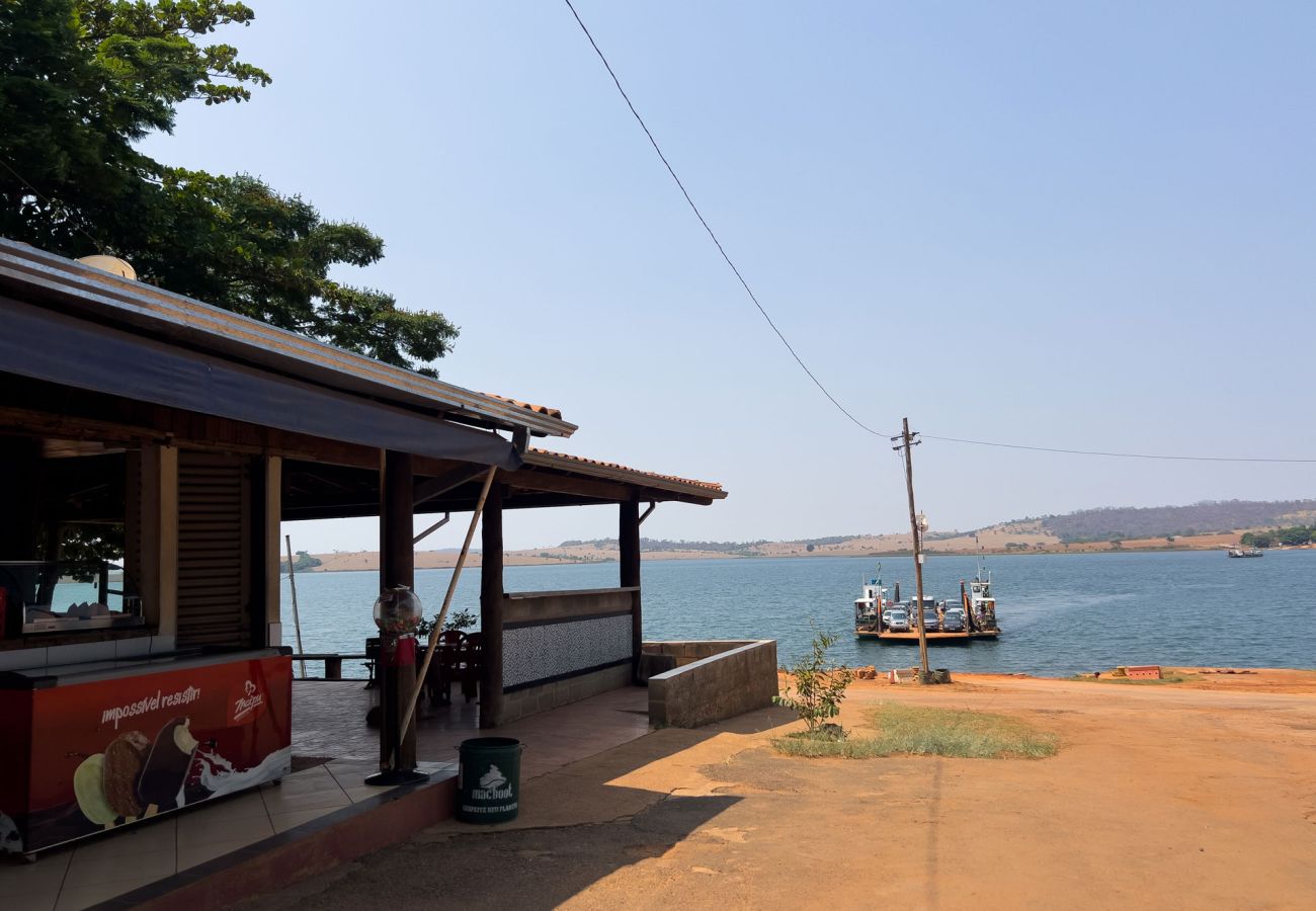Chalé em Delfinópolis - Chalé com vista e acesso ao Rio Grande - MG Chalé em Delfinópolis - Chalé com vista e acesso ao Rio Grande - MG
