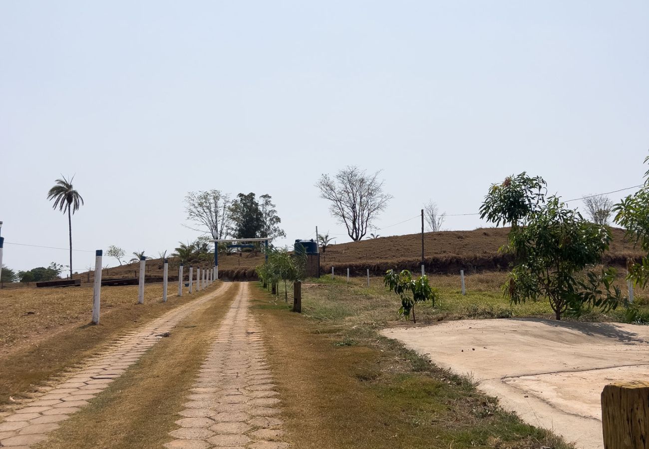 Chalé em Delfinópolis - Chalé com vista e acesso ao Rio Grande - MG Chalé em Delfinópolis - Chalé com vista e acesso ao Rio Grande - MG