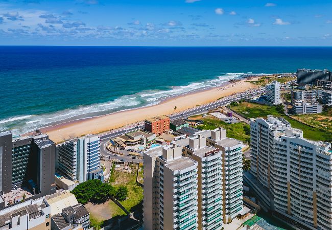 Apartamento em Salvador - Apto c vista à 350m da Praia de Armação -Salvador Apartamento em Salvador - Apto c vista à 350m da Praia de Armação -Salvador