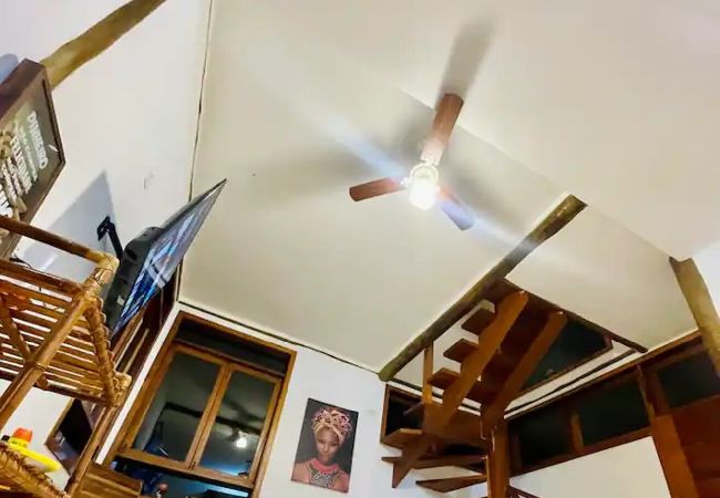 Casa em São Sebastião - Casa a 600m na Praia de Maresias com Wi-fi Casa em São Sebastião - Casa a 600m na Praia de Maresias com Wi-fi
