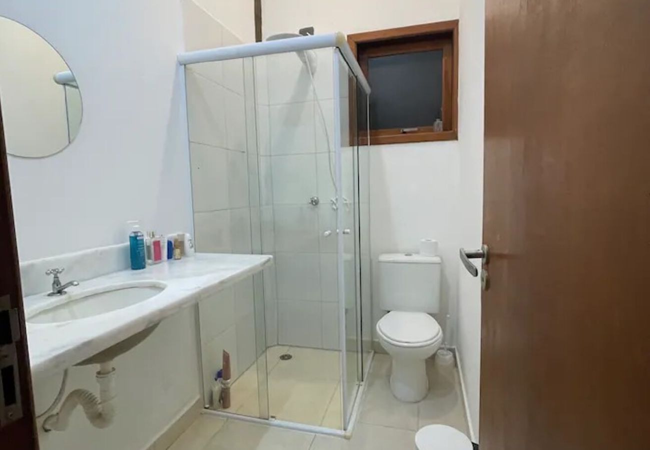 Casa em São Sebastião - Casa a 600m na Praia de Maresias com Wi-fi Casa em São Sebastião - Casa a 600m na Praia de Maresias com Wi-fi
