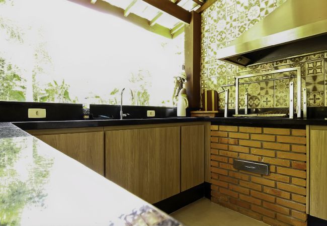 Casa em Atibaia - Sítio Cambará Iara – Refúgio tranquilo na natureza Casa em Atibaia - Sítio Cambará Iara – Refúgio tranquilo na natureza
