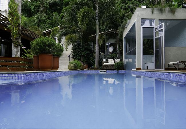 Casa em Atibaia - Sítio Cambará Iara – Refúgio tranquilo na natureza Casa em Atibaia - Sítio Cambará Iara – Refúgio tranquilo na natureza