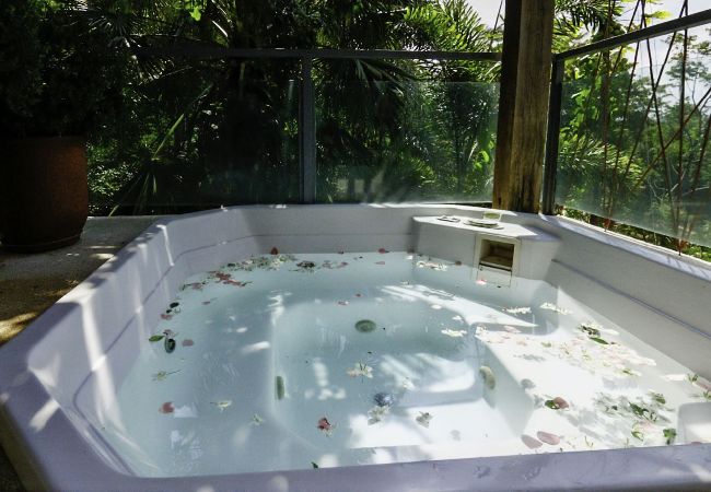 Casa em Atibaia - Sítio Cambará Iara – Refúgio tranquilo na natureza Casa em Atibaia - Sítio Cambará Iara – Refúgio tranquilo na natureza