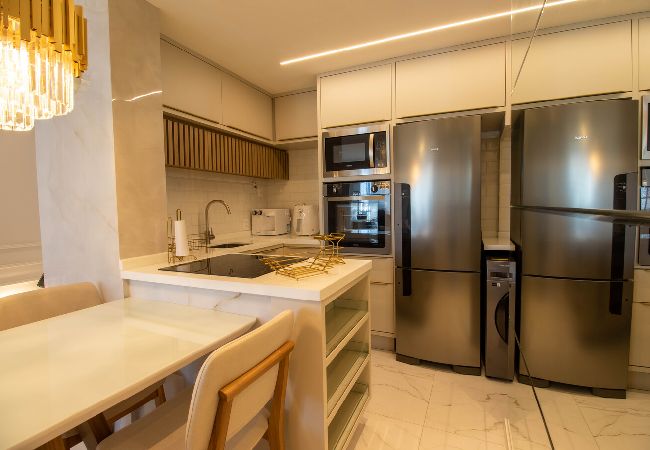 Apartamento em Fortaleza - Apto confortável com WI-FI e churrasqueira Apartamento em Fortaleza - Apto confortável com WI-FI e churrasqueira