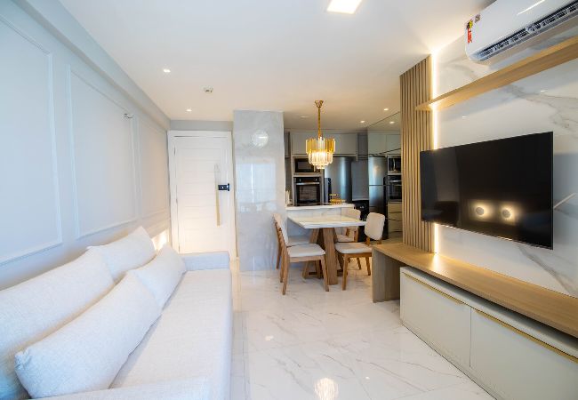 Apartamento em Fortaleza - Apto confortável com WI-FI e churrasqueira Apartamento em Fortaleza - Apto confortável com WI-FI e churrasqueira