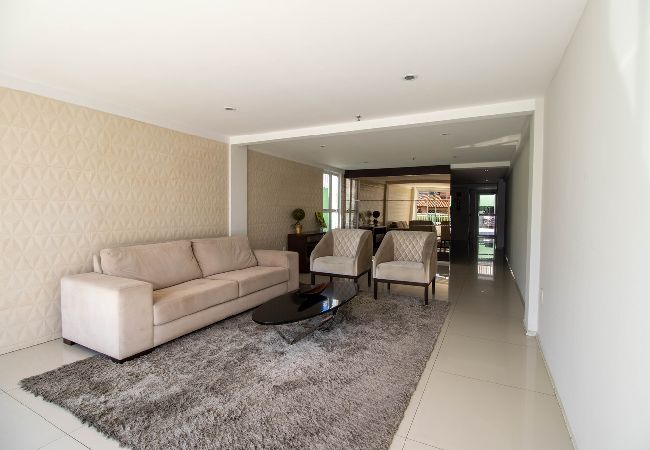 Apartamento em Fortaleza - Apto confortável com WI-FI e churrasqueira Apartamento em Fortaleza - Apto confortável com WI-FI e churrasqueira