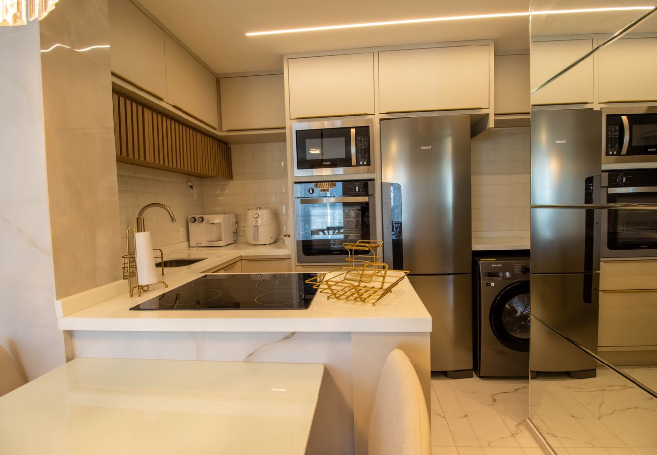 Apartamento em Fortaleza - Apto confortável com WI-FI e churrasqueira Apartamento em Fortaleza - Apto confortável com WI-FI e churrasqueira