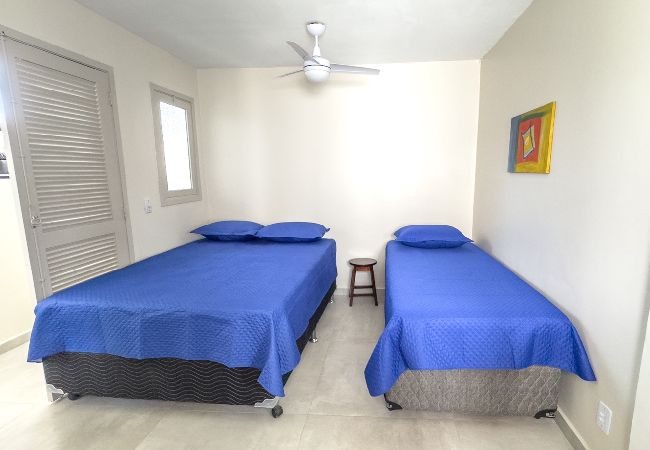 Apartamento em Cabo Frio - Aconchegante e espaçoso apto c piscina e churrasq Apartamento em Cabo Frio - Aconchegante e espaçoso apto c piscina e churrasq