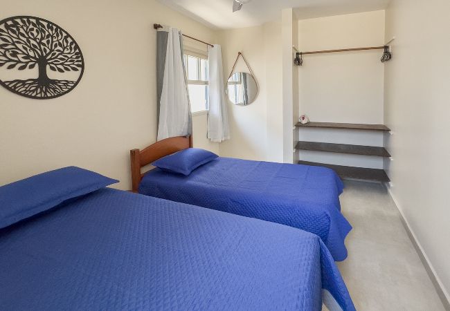 Apartamento em Cabo Frio - Aconchegante e espaçoso apto c piscina e churrasq Apartamento em Cabo Frio - Aconchegante e espaçoso apto c piscina e churrasq