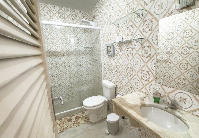 Apartamento em Cabo Frio - Aconchegante e espaçoso apto c piscina e churrasq Apartamento em Cabo Frio - Aconchegante e espaçoso apto c piscina e churrasq