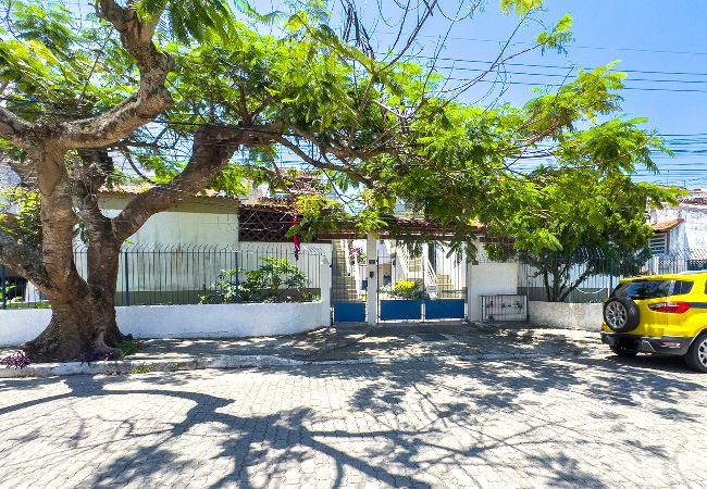 Apartamento em Cabo Frio - Aconchegante e espaçoso apto c piscina e churrasq Apartamento em Cabo Frio - Aconchegante e espaçoso apto c piscina e churrasq