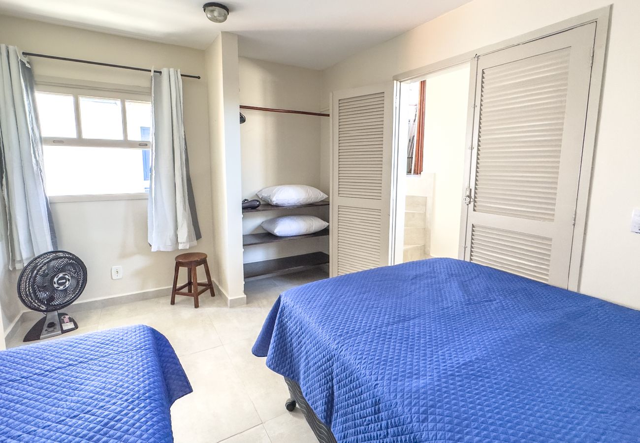 Apartamento em Cabo Frio - Aconchegante e espaçoso apto c piscina e churrasq Apartamento em Cabo Frio - Aconchegante e espaçoso apto c piscina e churrasq