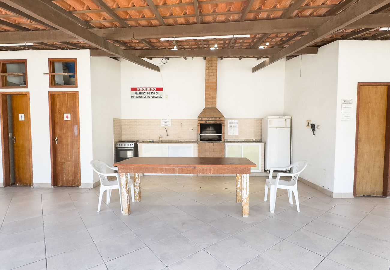 Apartamento em Cabo Frio - Aconchegante e espaçoso apto c piscina e churrasq Apartamento em Cabo Frio - Aconchegante e espaçoso apto c piscina e churrasq