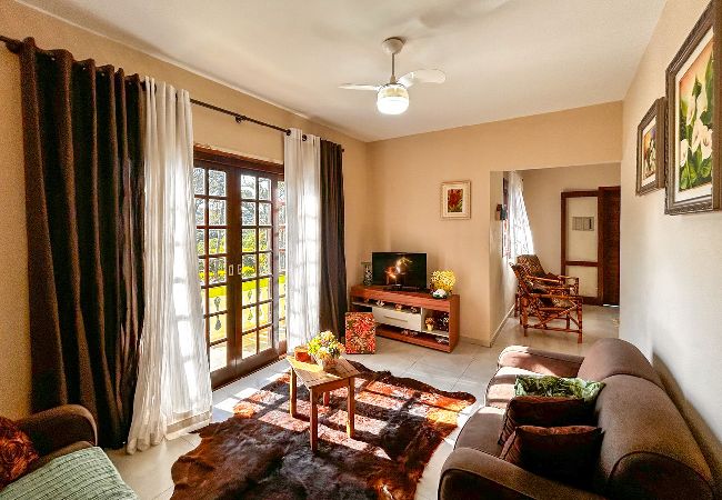 Casa de Campo em Salto - Chácara Iracema com lazer completo e Wi-Fi Casa de Campo em Salto - Chácara Iracema com lazer completo e Wi-Fi