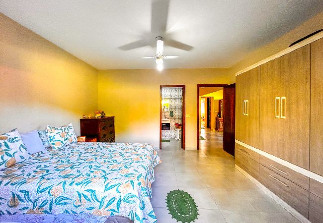 Casa de Campo em Salto - Chácara Iracema com lazer completo e Wi-Fi Casa de Campo em Salto - Chácara Iracema com lazer completo e Wi-Fi