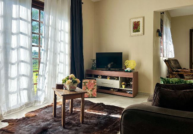 Casa de Campo em Salto - Chácara Iracema com lazer completo e Wi-Fi Casa de Campo em Salto - Chácara Iracema com lazer completo e Wi-Fi